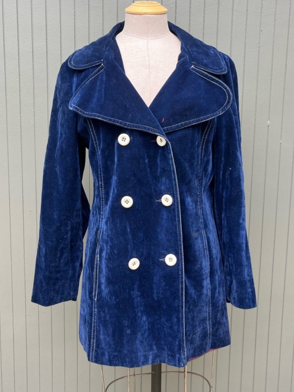 Vintage 70’s. Velvet Coat